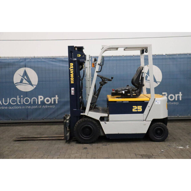 1994 Komatsu FB25H-1E-46412060