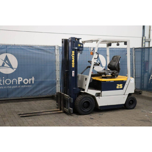 1994 Komatsu FB25H-1E-46412067