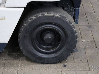 1994-komatsu-fb25h-1e-1439281-46412075