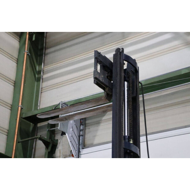 1994 Komatsu FB25H-1E-46412101