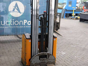 2011-still-egv-14-1439286-46412245