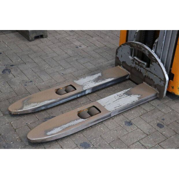 2011 ستيل EGV 14-46412248