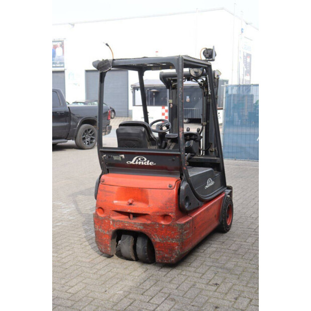 2001 ليندي E14-02-46412303