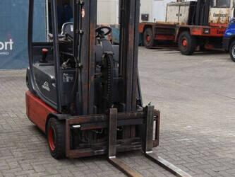 2001-linde-e14-02-46412304