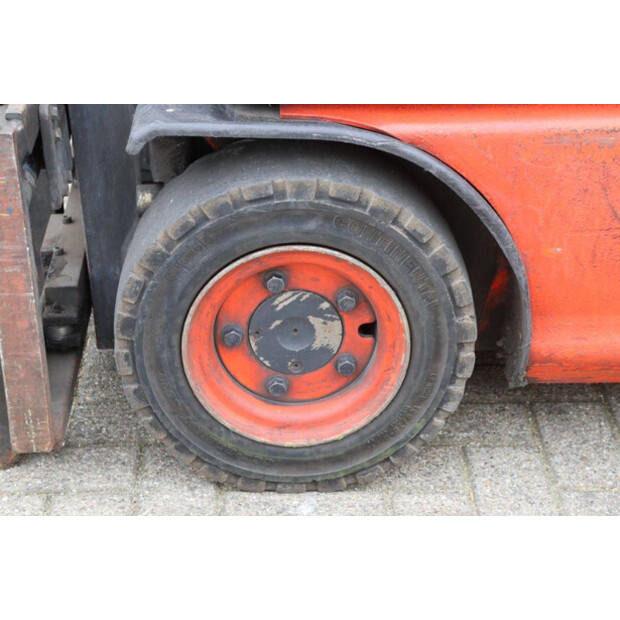 2001 ليندي E14-02-46412313