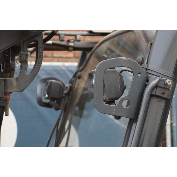 2018 ليندي E14-02-46412341