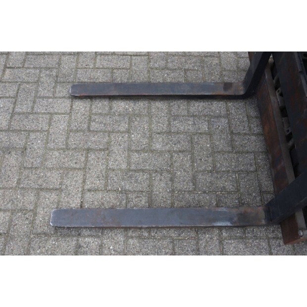 ليندي E12-46412370