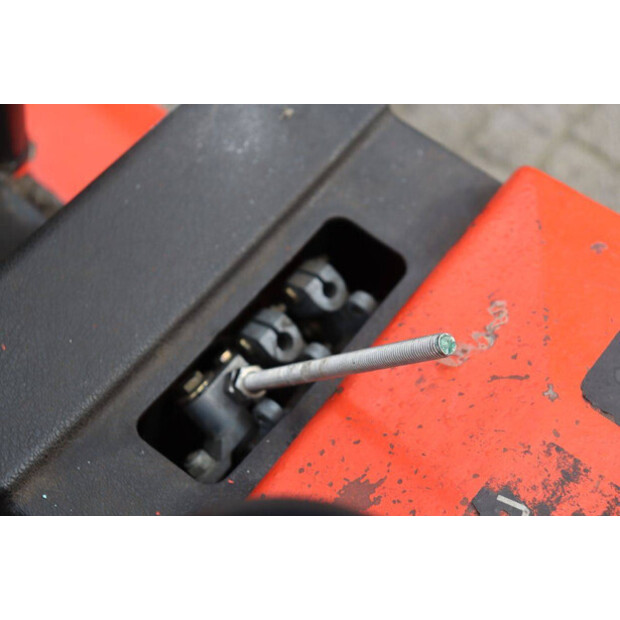 ليندي E12-46412382