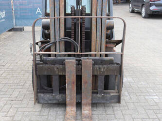 2000-nissan-fgd02a30q-1439291-46412400