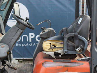 2000-nissan-fgd02a30q-1439291-46412409