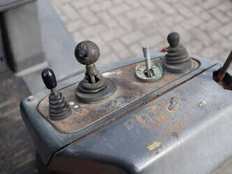 2000-nissan-fgd02a30q-1439291-46412414