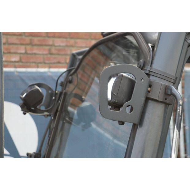 2016 ليندي E16-02-46412436