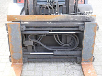 2014-linde-h30t-02-1439296-46412549