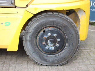 2016-hyundai-80d-9-46412587