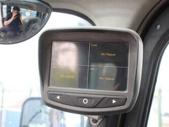 2016-hyundai-80d-9-46412603