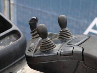 2016-linde-e30hl-01-600-1439298-46412627