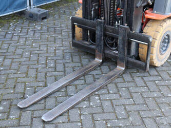 2019-toyota-8fbmt25-1439299-46412656