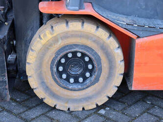 2019-toyota-8fbmt25-1439299-46412659