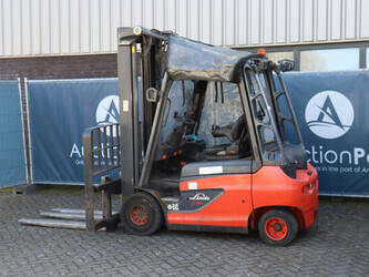 2019-linde-e30-01-46412685