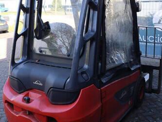 2019-linde-e30-01-46412688