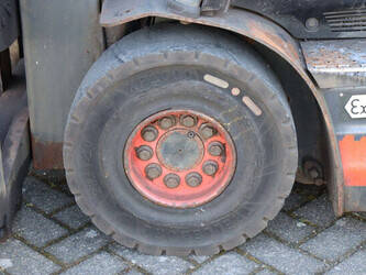 2019-linde-e30-01-46412698