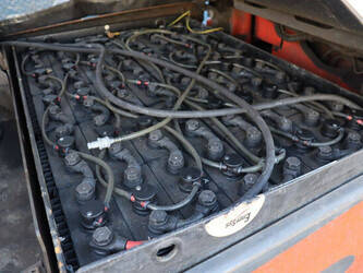 2019-linde-e30-01-46412704