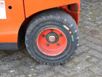 2021-linde-e25-01-1439302-46412778