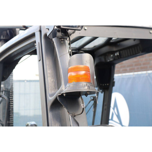 2021 ليندي E25-01-46412781