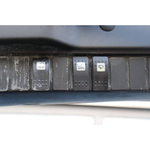 2021 ليندي E25-01-46412800