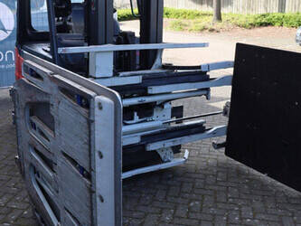 2015-linde-e25h-01-600-46412813