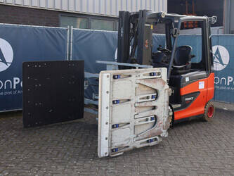 2015-linde-e25h-01-600-46412815