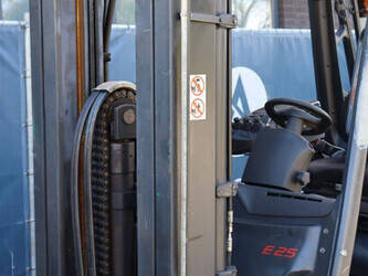 2019-linde-e25hl-01-600-1439304-46412859