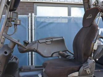 2019-linde-e25hl-01-600-1439304-46412870