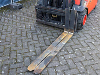 2013-linde-e20phl-01-1439305-46412901