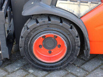 2013-linde-e20phl-01-1439305-46412905