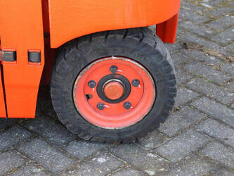 2013-linde-e20phl-01-1439305-46412906