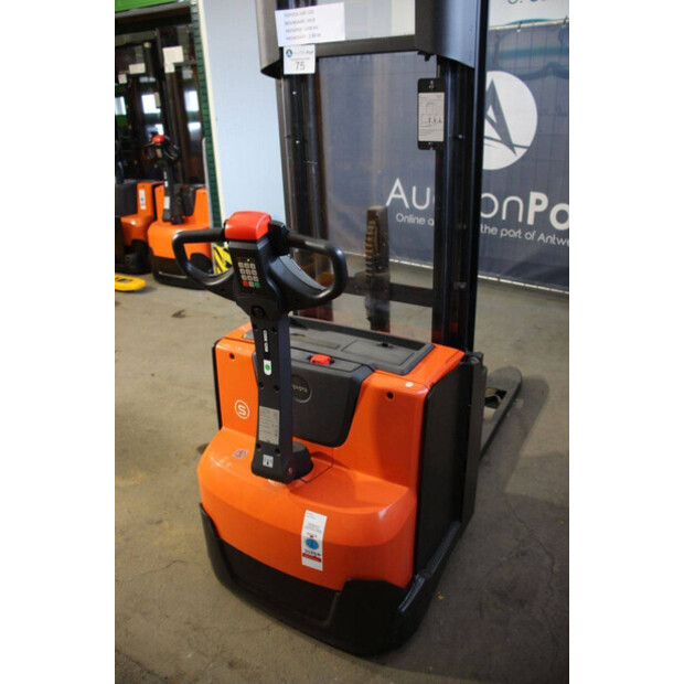 2018 تويوتا SWE120-46413068