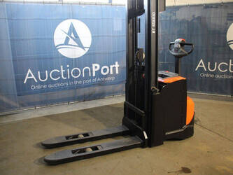 2018-toyota-swe120-1439310-46413071