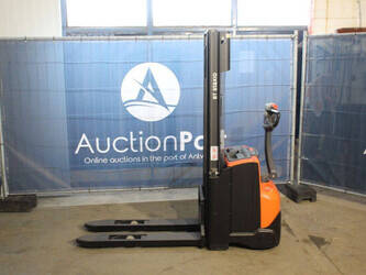 2018-toyota-swe120-1439311-46413088