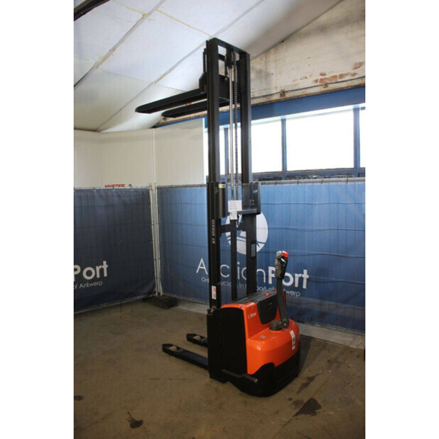 2018 تويوتا SWE120-46413107