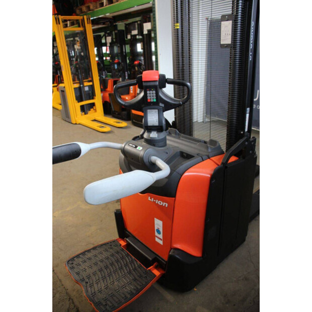 2020 Toyota SPE120-46413114