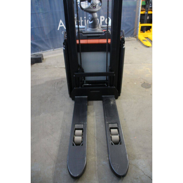 2020 Toyota SPE120-46413116