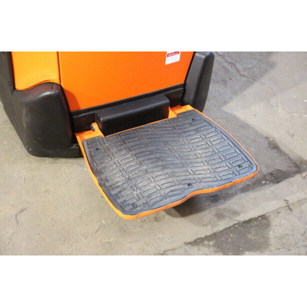 2020 Toyota SPE120-46413126