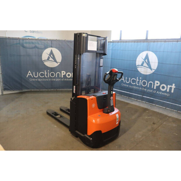 2018 تويوتا SWE 120-46413138