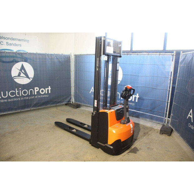 2019 Toyota SWE100-46413169