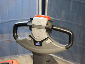 2019-toyota-swe100-1439314-46413183