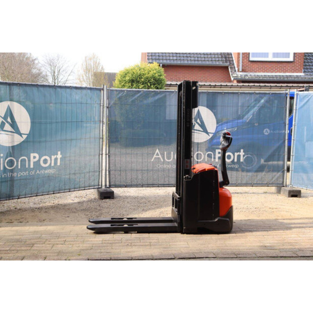 2017 Toyo SWE120-46413229