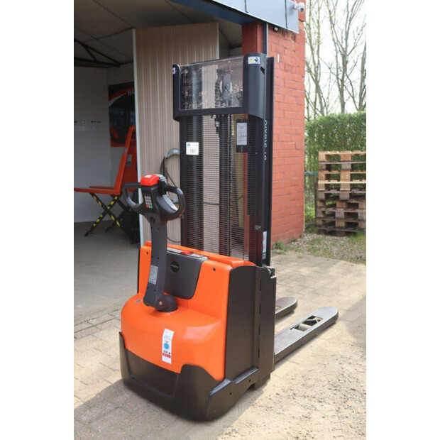 2017 Toyo SWE120-46413233