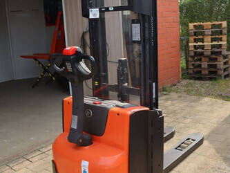 2015-bt-swe140l-1439317-46413253