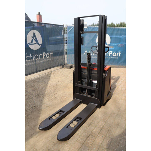 2015 BT SWE140L-46413256